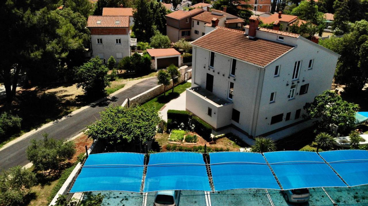 Predivan Novouredeni Apartman U Blizini Mora บานโจเล ภายนอก รูปภาพ